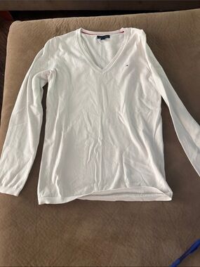 Tommy Hilfiger White V‑Neck Long Sleeve Sweater